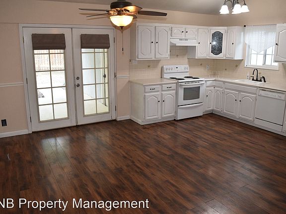 5th image of 1311 Gerry Way