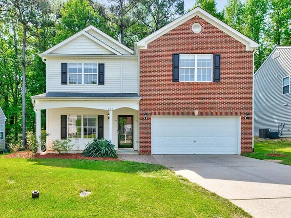 217 Carolina Town Ln, Holly Springs, NC 27540