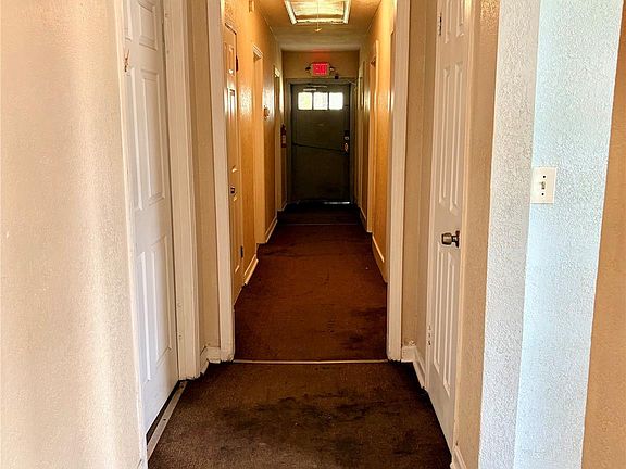 5th image of 217 S 17th St