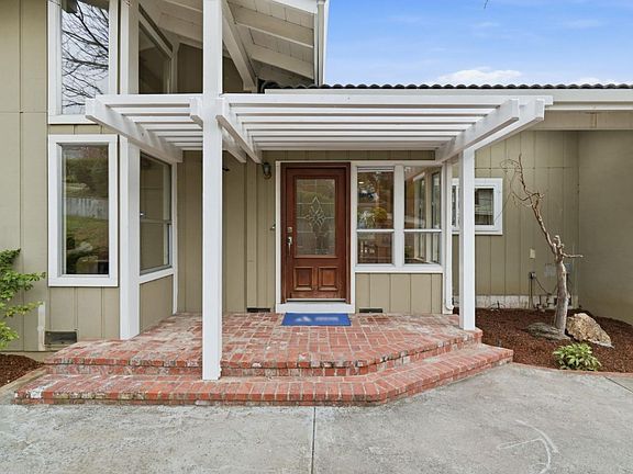 2nd image of 10140 Hillcrest Rd