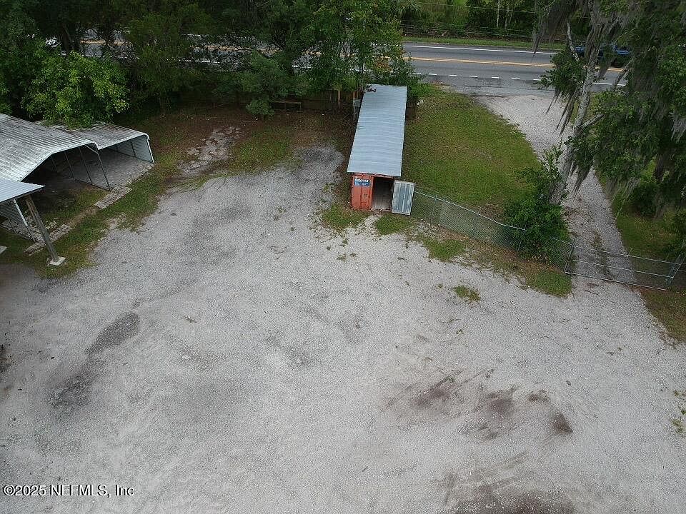 2nd image of 8903 W BEAVER Street