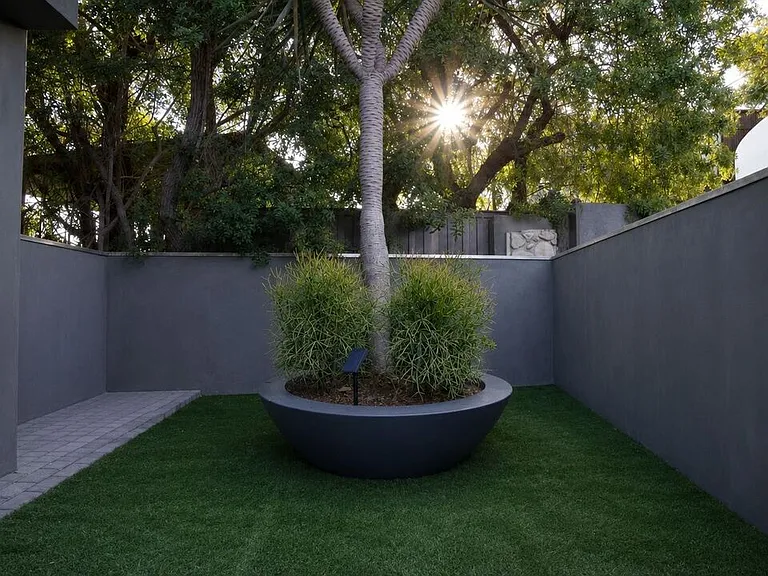 8740 W Saint Ives Dr — Photo 5