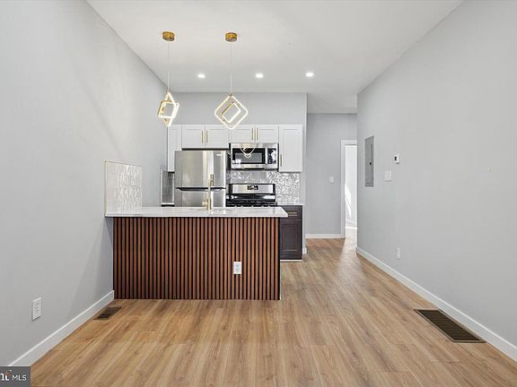 4th image of 5312 Chancellor St
