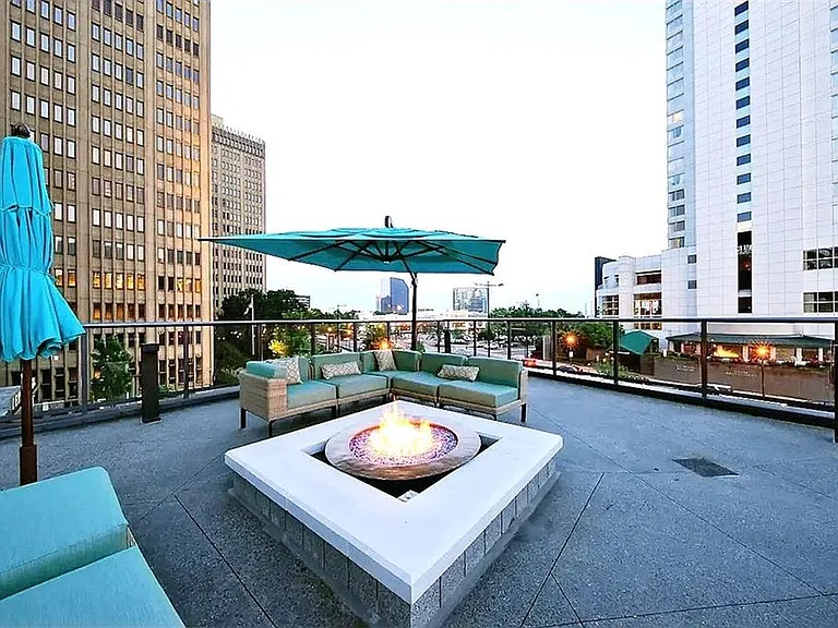 3382 Peachtree Rd NE #S-08 — Photo 39
