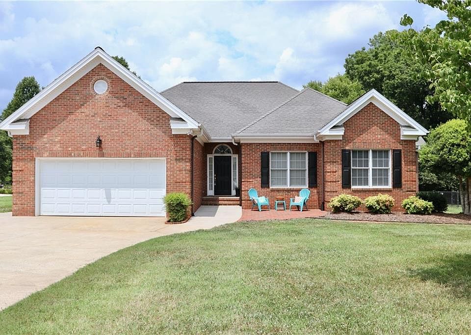 1st image of 3909 Long Meadow Dr