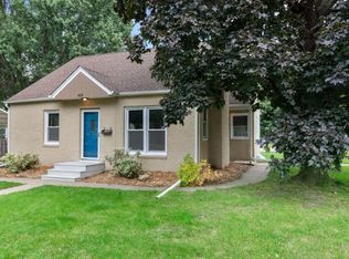 425 Monroe Ave S, Hopkins, MN 55343