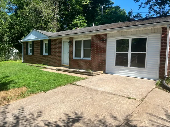 1331 Westhill Dr, Cape Girardeau, MO 63701