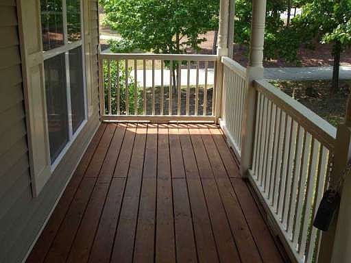 4th image of 621 Greenwood Park Way