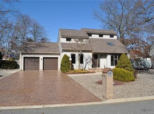 710 Oxford Rd, Lanoka Harbor, NJ 08734