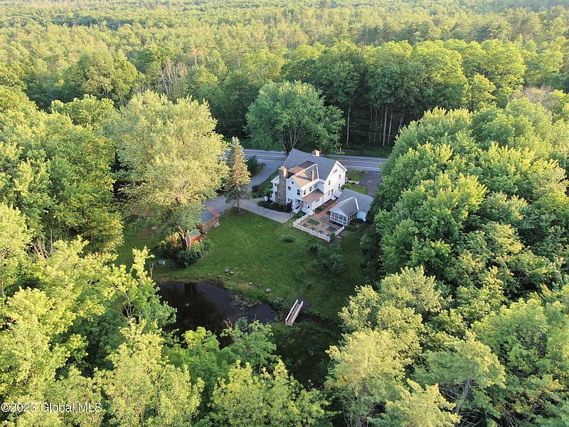 3rd image of 5782 Sacandaga Road