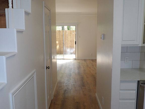 5th image of 4339 Buena Vista St APT 1