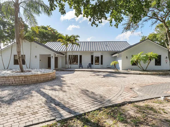 3910 NW 43rd Street, Coconut Creek, FL 33073