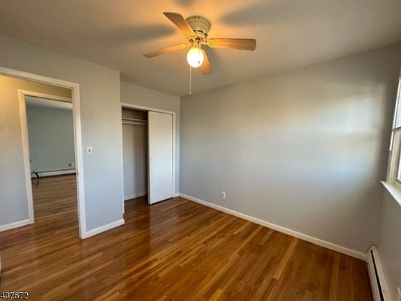4th image of 850 Dewey St