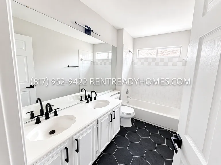 3405 Plantation Ln — Photo 18