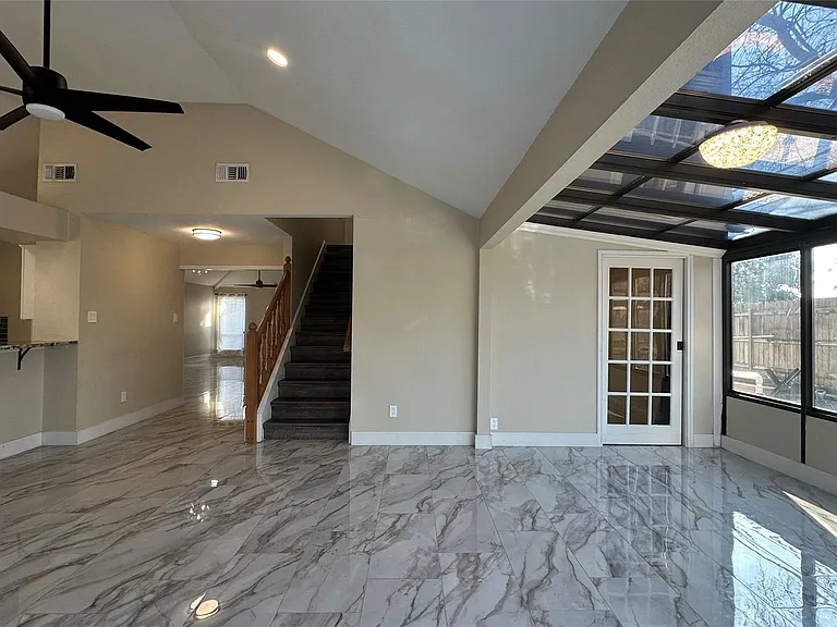 3925 Capricorn Ct — Photo 16