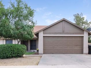 7337 W Tuckey Ln, Glendale, AZ 85303