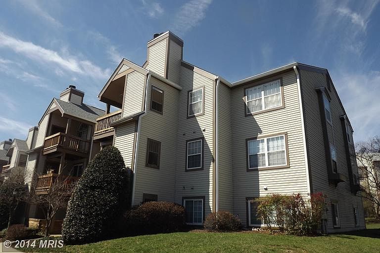 1st image of 6906 Victoria Dr Unit G