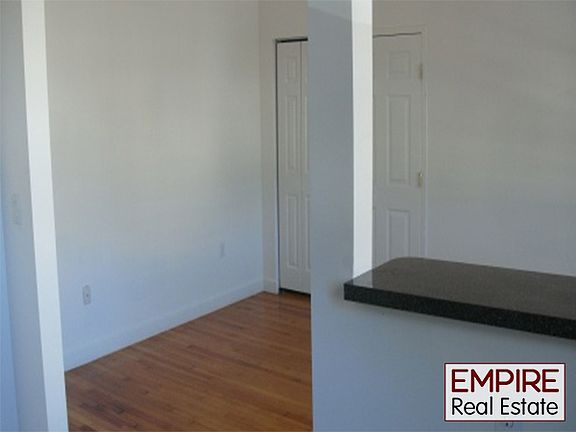 4th image of 440 14th St APT 8