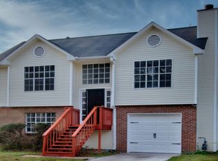 6447 Phillips Creek Dr, Lithonia, GA 30058
