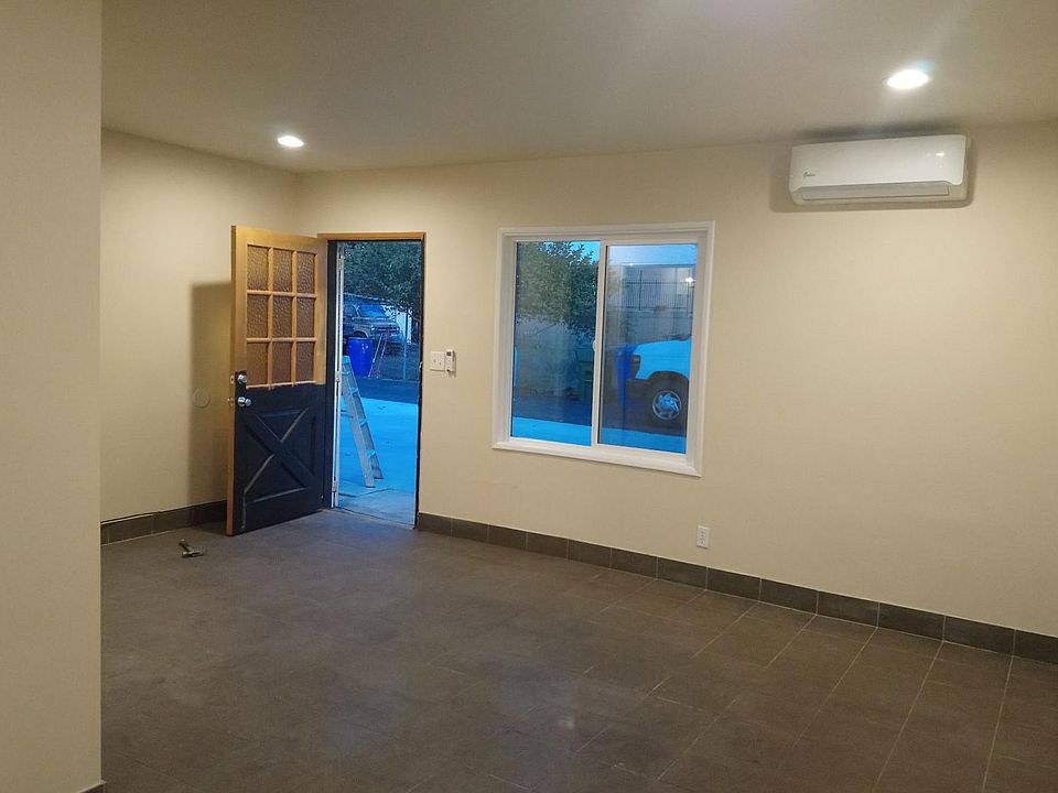 1st image of 13235 Danbrook Dr