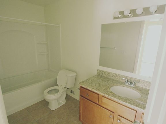 3rd image of 3301 W Michigan Ave APT 201