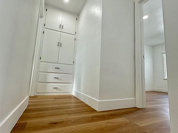 4th image of 7906 Milton Ave APT D