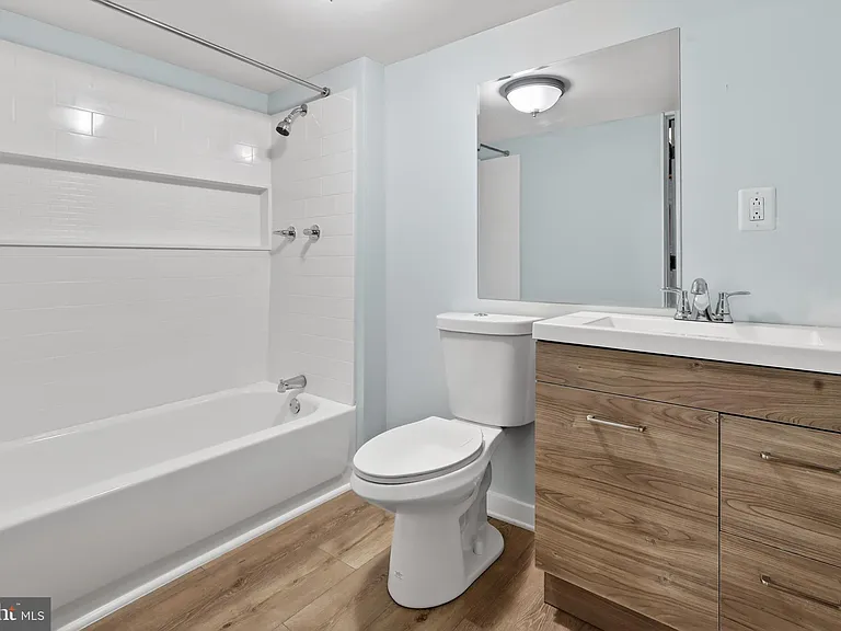 8005 Milltown Cir — Photo 44