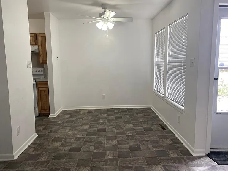 501 Stanfield Ave #501 — Photo 4