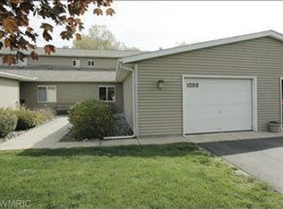 1059 Wedgewood Dr, Plainwell, MI 49080