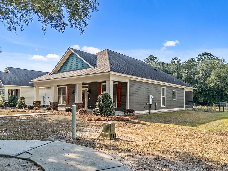 1st image of 1821 Arlington Park Cir
