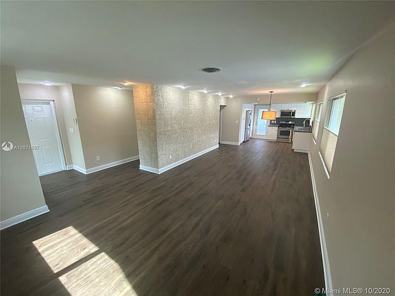4th image of 539 Menendez Ave #537