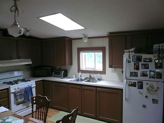 2nd image of 2837 County Hwy W