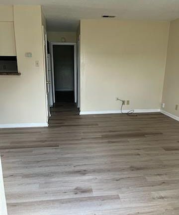 2nd image of 2127 Audubon Ave APT 67