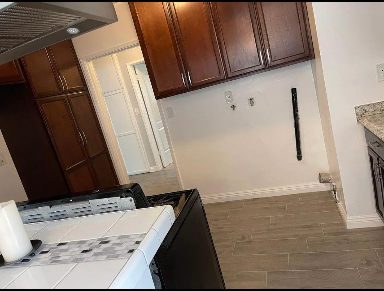 2 bed, 1000 sqft, $2,800 — Photo 4