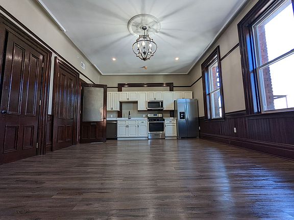 4th image of 130 Remsen St #302