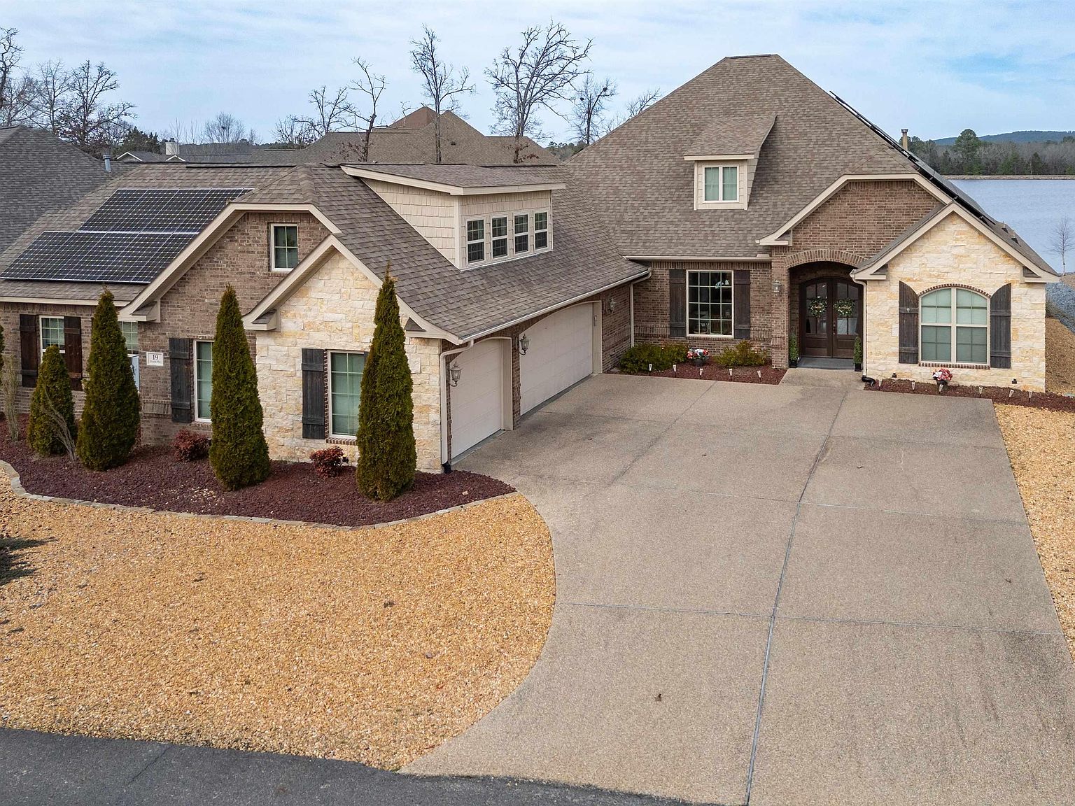 19 Oviedo Way