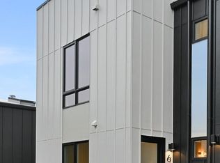 637 NW 54th St, Seattle, WA