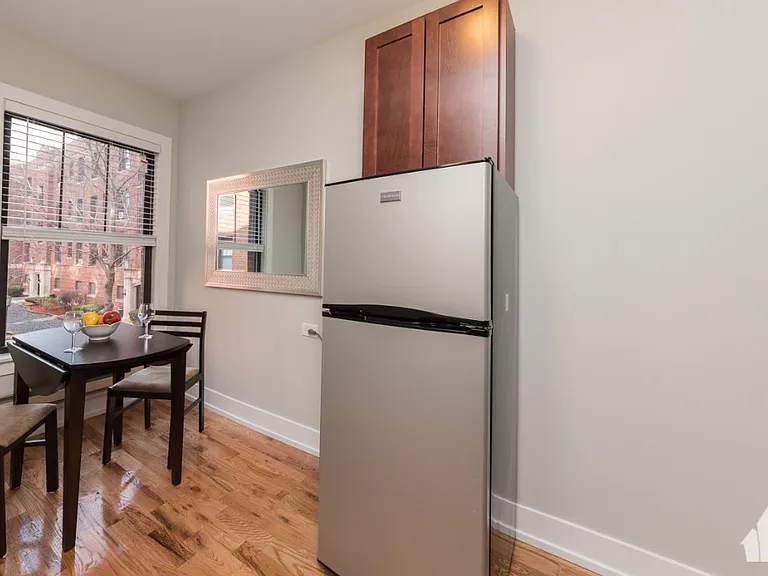 2915 N Mildred Ave #2 — Photo 10