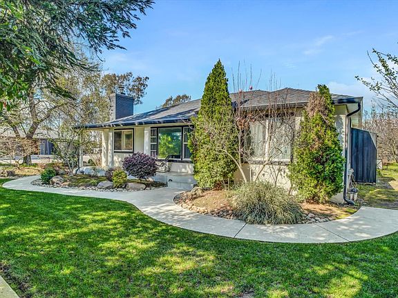 2nd image of 2331 E Woodson Rd