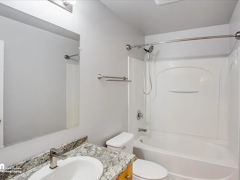 3851 E Brenda Ave — Photo 13
