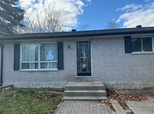 2082 Saint Johns Rd, Innisfil, ON L9S1Y3