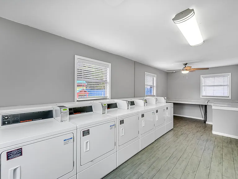 Timber Trace Apartments — Photo 33