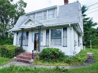 272 Meridian St, Groton, CT 06340