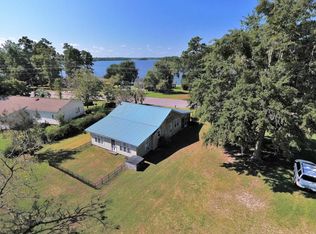 1819 Wyboo Ave, Manning, SC 29102