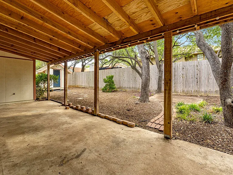 1603 Garnaas Dr — Photo 19