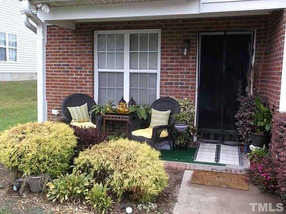 2nd image of 59 Towbridge St