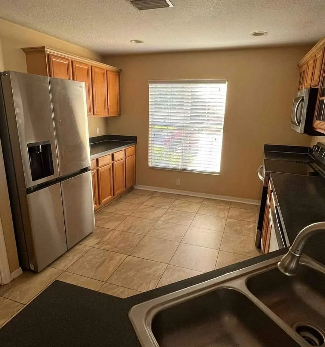3 bed, 2.5 bath, 1508 sqft, $2,000 — Photo 3