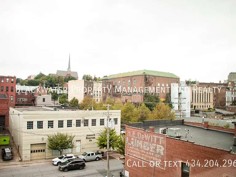 1208 Commerce St #301 — Photo 64