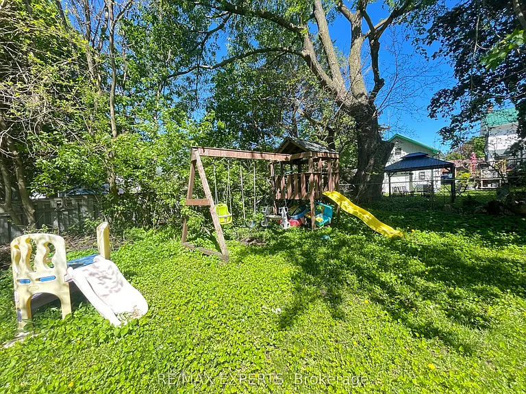 23 Townley St #UPPER — Photo 17