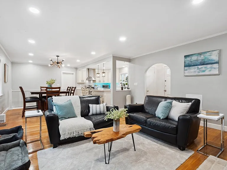 235 Forest St — Photo 3